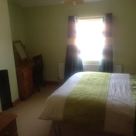 Orillia House & Bed & Breakfast 3*