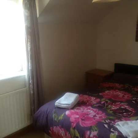Bed & Breakfast Orillia House & 3*