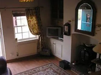 Bed and breakfast Orillia House & 3*