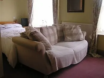 Orillia House & 3* Stockton-on-the-Forest