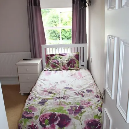 Orillia House & Bed and breakfast 3*